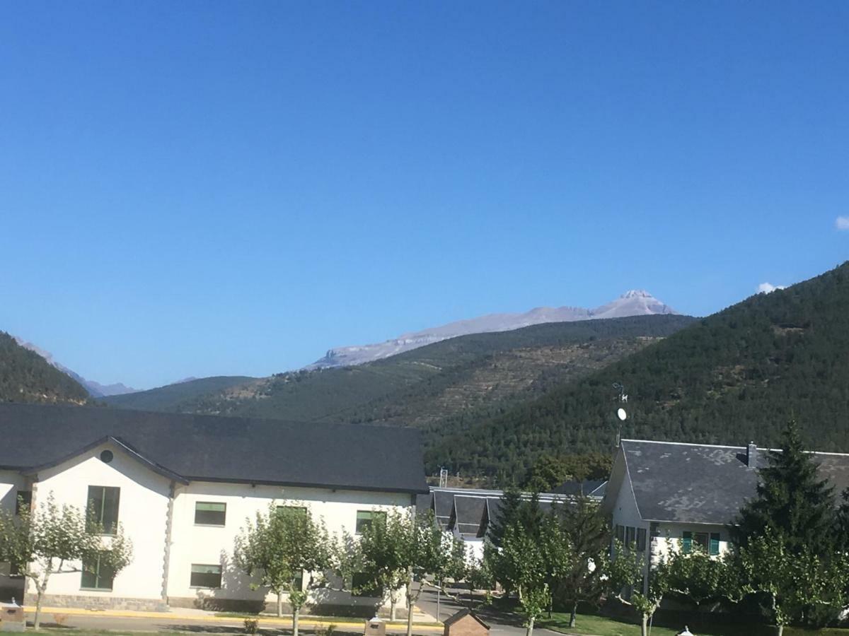 Апартаменты Ventana Al Pirineo Хака Экстерьер фото